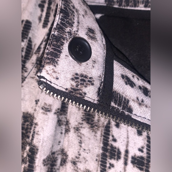 BCBGMAXAZRIA RACHA PATTERN LOUNGE PANT - Picture 9 of 14